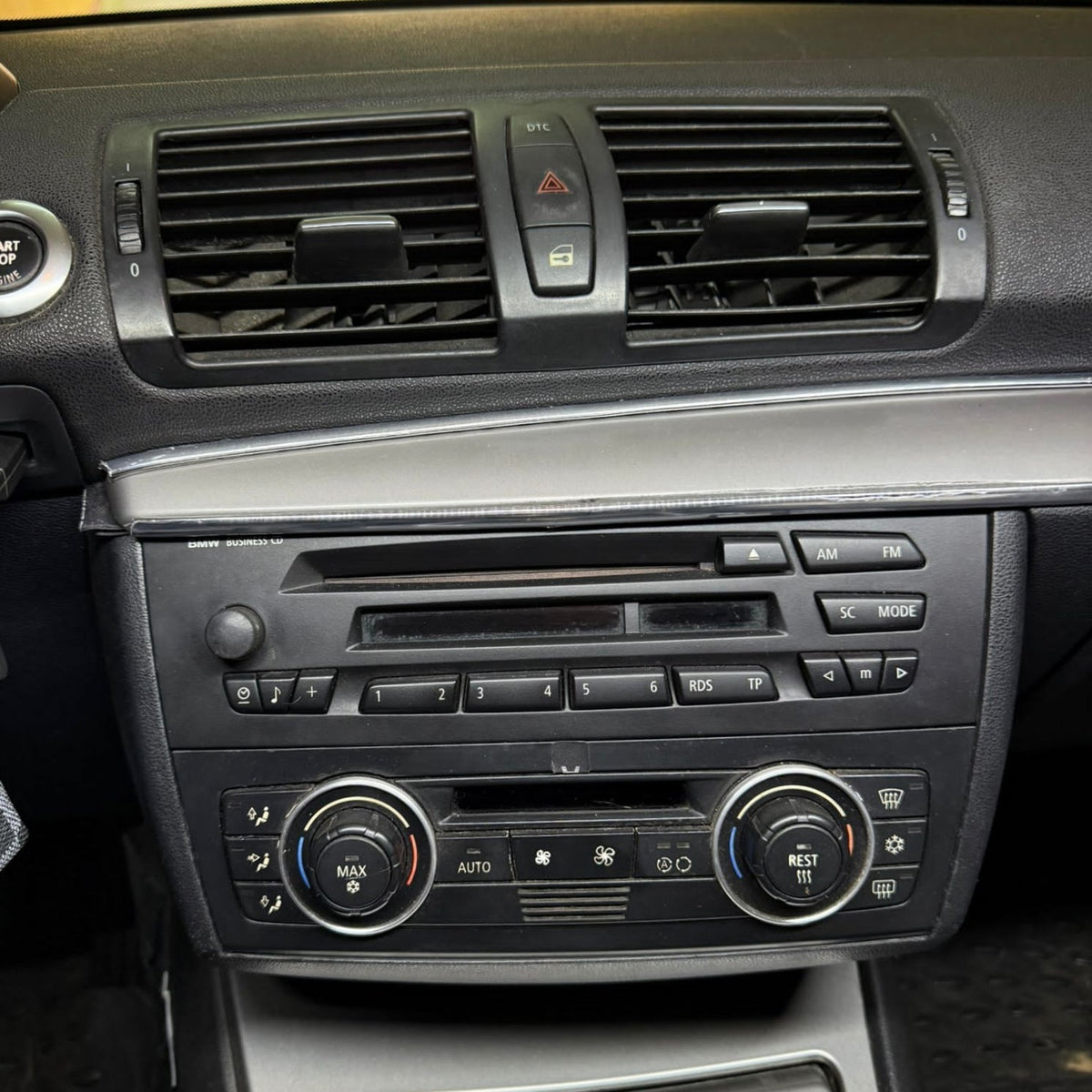 Car radio for BMW 1 Series 6.9", E87/E81/E82/E88 (2004-2011) Android, Bluetooth, CarPlay, Android Auto, 2/32GB Ram