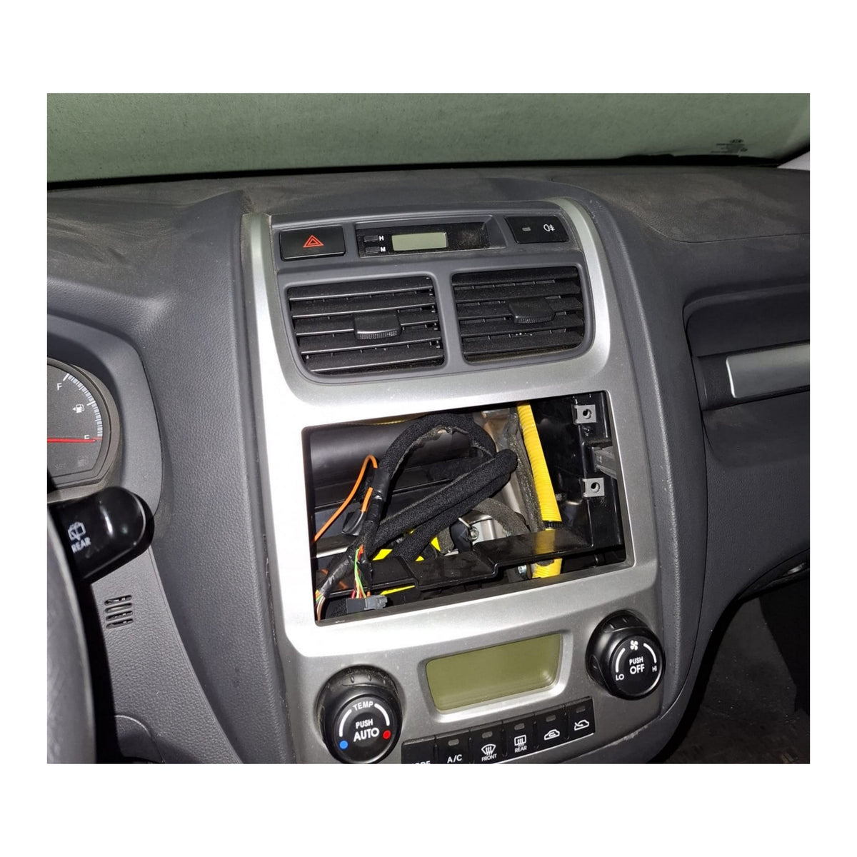 Autoradio per Kia Sportage 2 9" (2004-2010) Android, Bluetooth, CarPlay, Android Auto, 2GB/4GB/6GB/8GB Ram