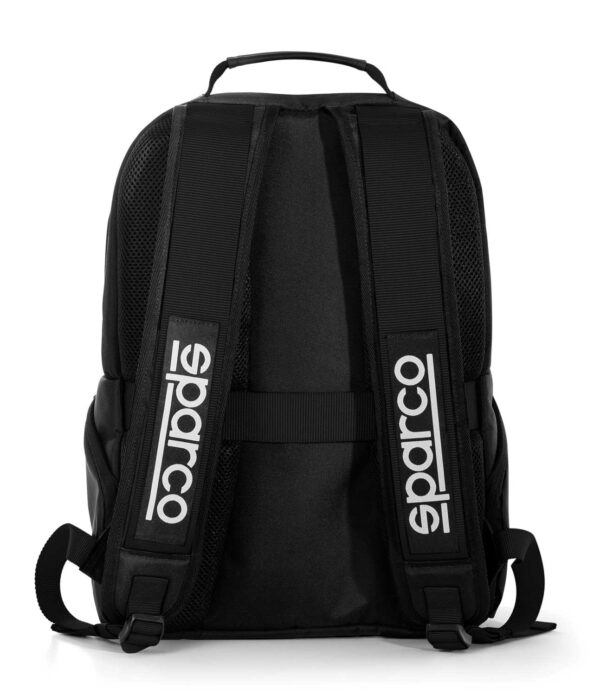 Ergonomischer Sparco Rucksack mit versteckten Taschen und individuell gestaltetem Innenfutter
