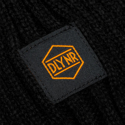 Dolly Noire cappellino a cuffia Logo Label Beanie BE333-HF-01 nero-arancio