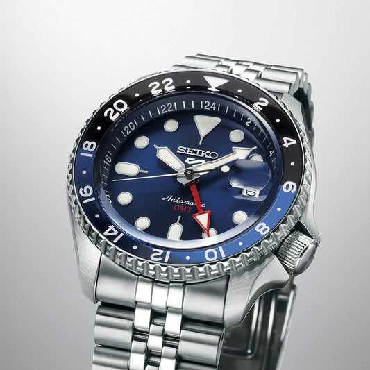 Seiko SSK003K1 – Automatico GMT, Blu “Batman”, 42,5mm