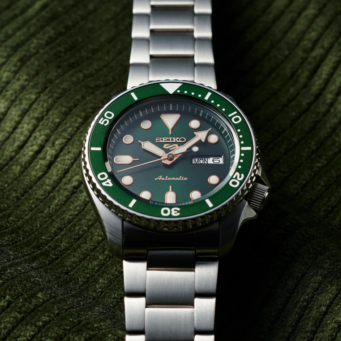 Seiko 5 Sports SRPD63K1 – Automatico, Swiss Made Style, Verde, Cassa 42,5 mm