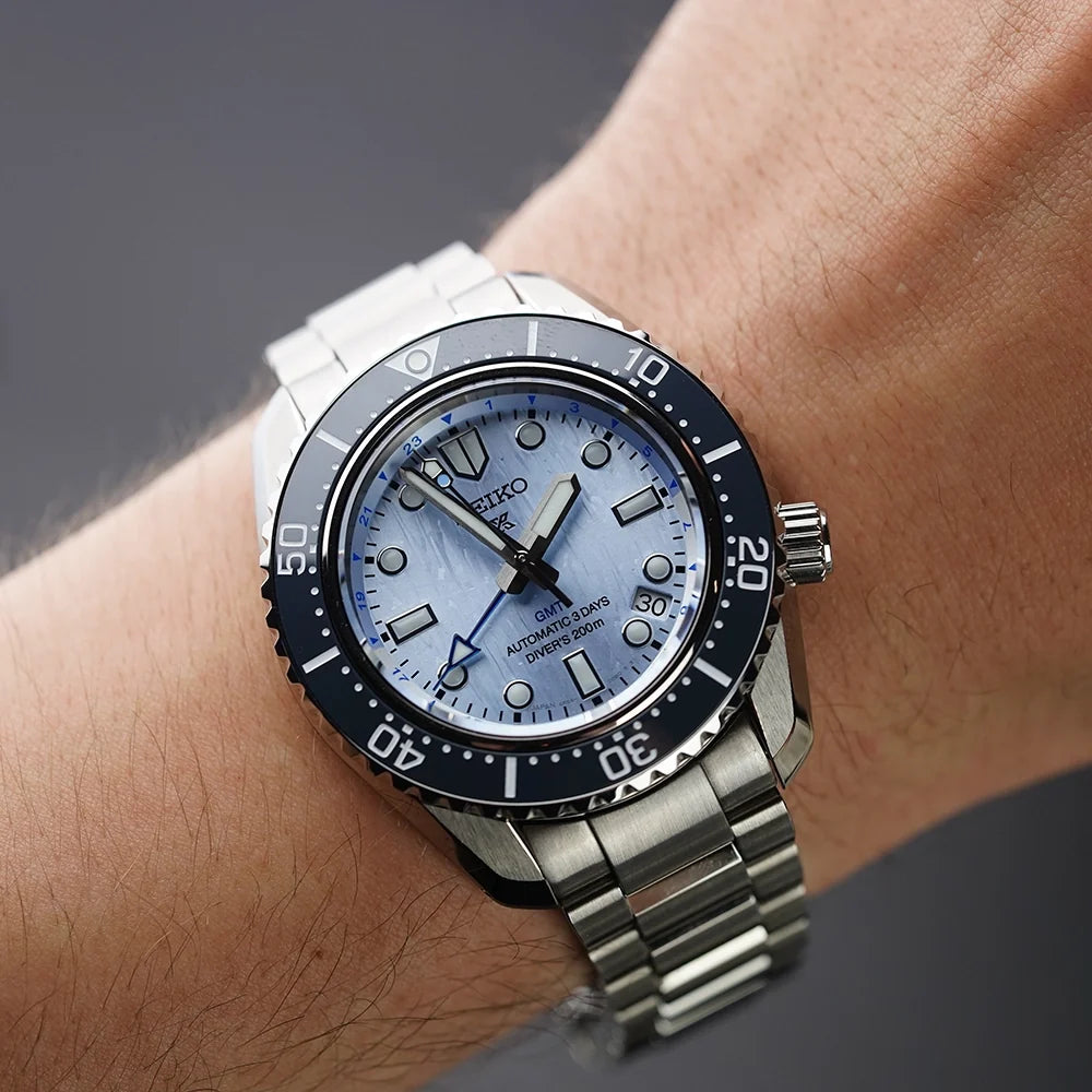 Seiko Prospex SPB385J1 – Automatico GMT Swiss Made, Blu, 42 mm – Codice SPB385J1