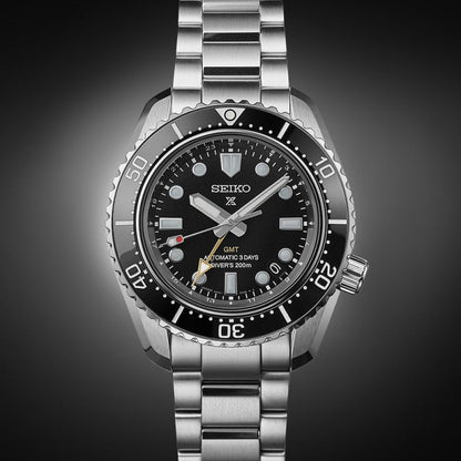 Seiko SPB383J1 – Automatik GMT – Schwarzes Zifferblatt – Rundes Gehäuse 42 mm – Code SPB383J1