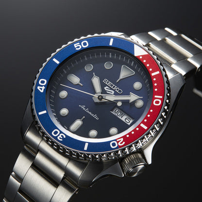 Seiko 5 Sports – Automatico, Blue & Red “Pepsi”, 42,5mm, SRPD53K1