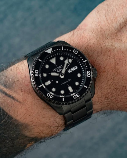 Seiko 5 Sports – Automatisch, schwarzes PVD, 42,5mm, SRPD65K1 – Komplett schwarzes Design mit sportlicher Seele