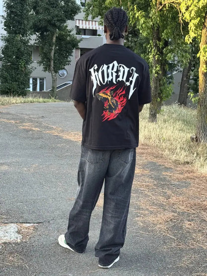 T-shirt boxy fit shirt nera 100% cotone Gotic Flame