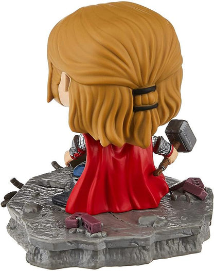 Funko Pop! Marvel Avengers Deluxe Thor (587) Special Edition Wackelkopf