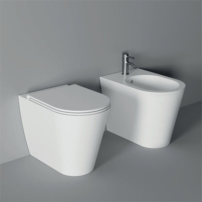 Alice Ceramica sanitari filomuro serie HIDE ROUND senza brida con sedile softclose