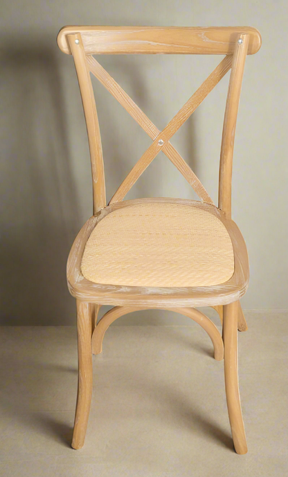 Thonet-Stuhl aus Massivholz und Rattan-Sitzfläche in Naturfinish, stapelbar