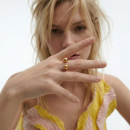 Adriana Ring