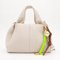 Coconuda Borsa a Mano in Ecopelle Goffrata con Charm Decorativo e Tracolla