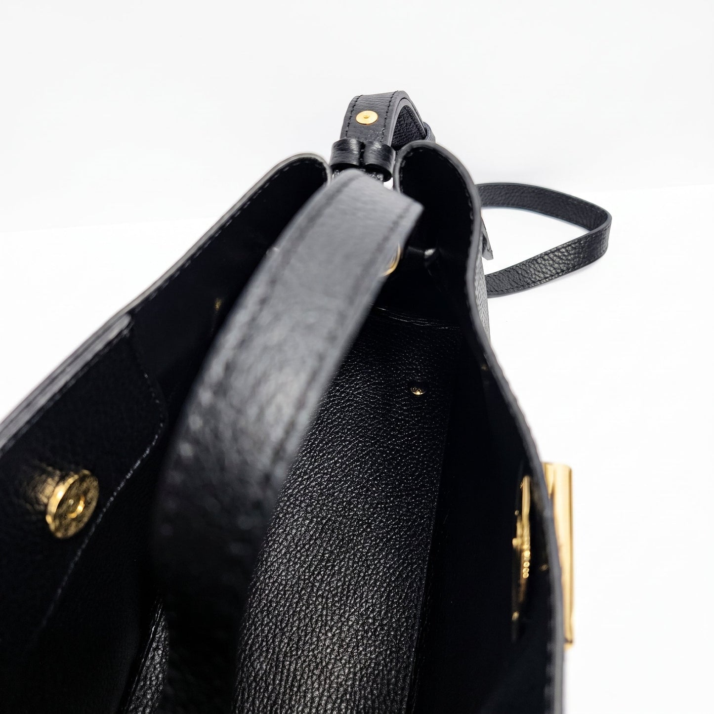 Stile Donna Bags - Livia Borsa in Vera Pelle con Disco Oro