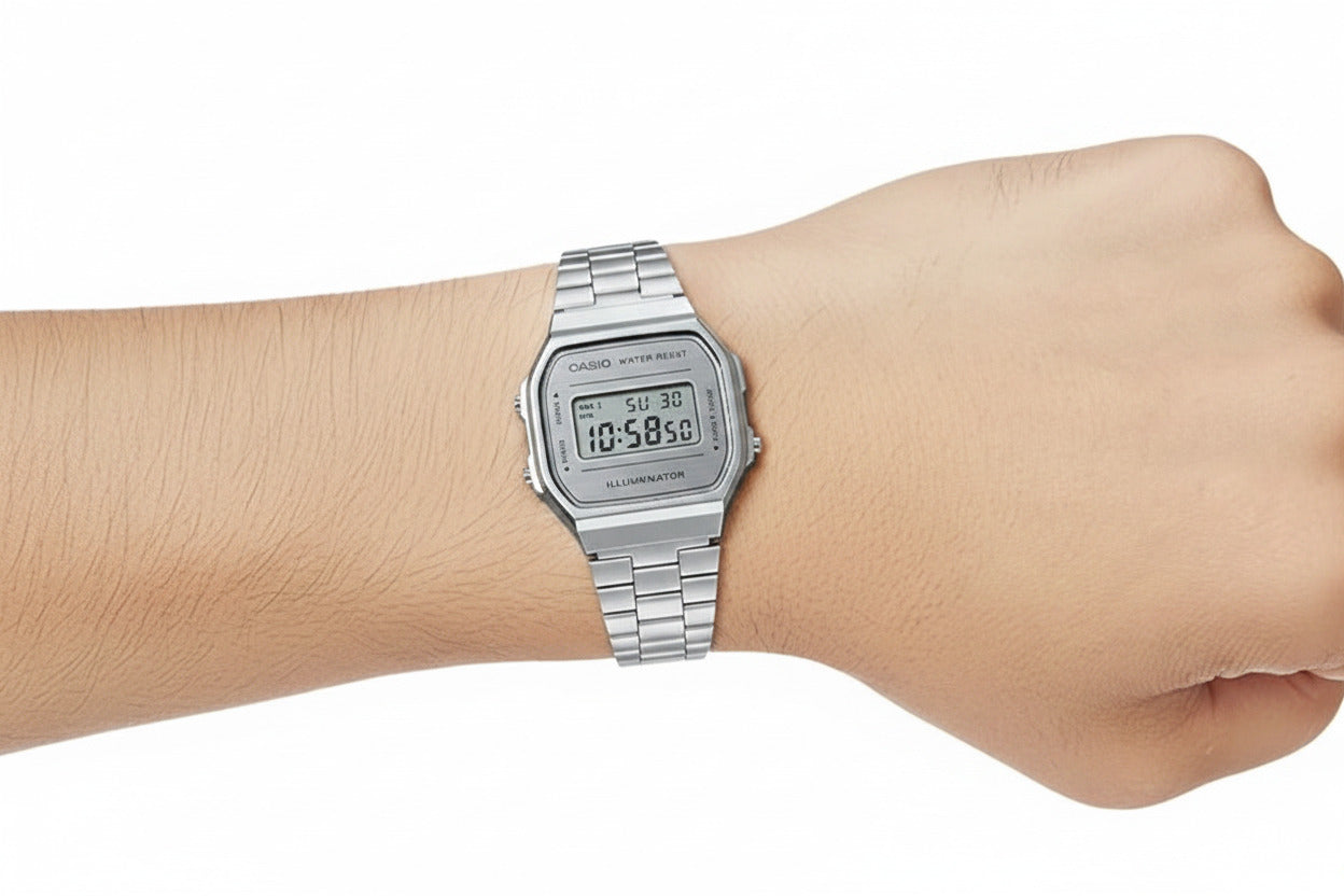 Casio A168WEM-7DF – Orologio Digitale Uomo in acciaio vintage con quadrante argento | LowEconomy