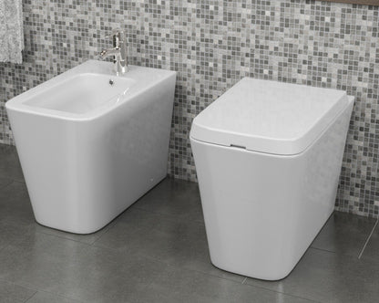 Coppia sanitari in ceramica filomuro WC e bidet con sedile soft close