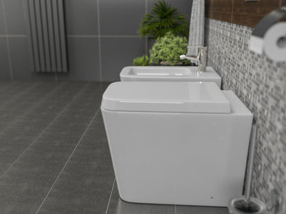 Coppia sanitari in ceramica filomuro WC e bidet con sedile soft close
