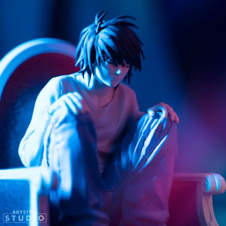 Abystyle - SFC: Death Note 06 "L" Super Figur 30cm Anime-Sammlerstück