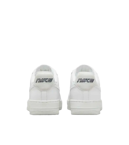 Nike scarpa sneakers da donna Air Force 1 '07 LX DZ2708 102 bianco grigio