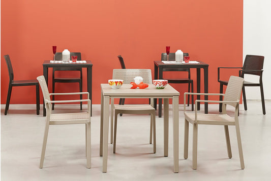 Sedia Scab Emi - Design Forato Impilabile Made in Italy