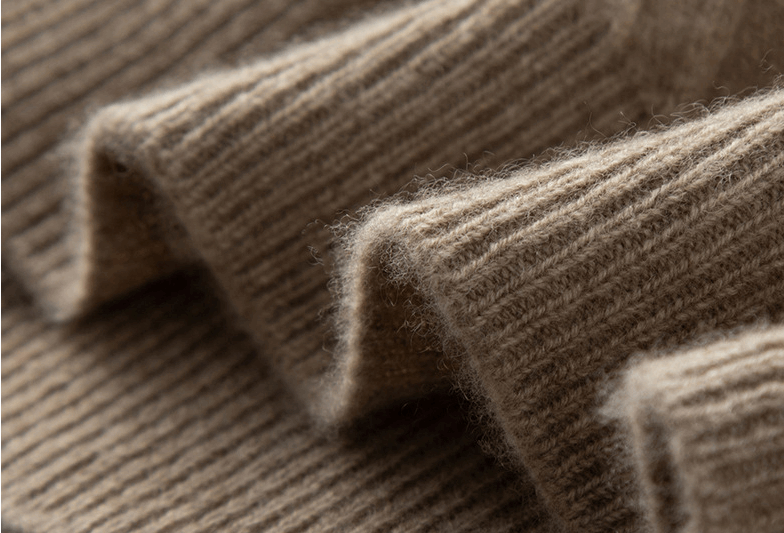 Rundhals-Pullover mit Zopfmuster aus Kaschmir - Old Money®