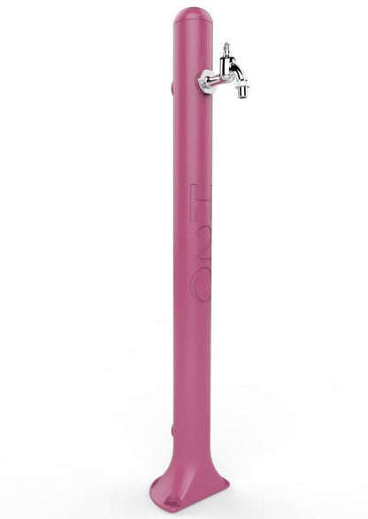 Fontana da esterno Arkema con rubinetto di colore fucsia