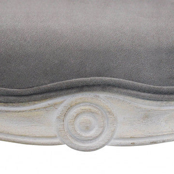 Divano elegante con capitonné in tessuto di lusso