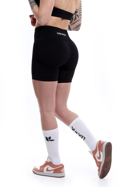 Shorts nero modello POLLY a vita alta senza cuciture