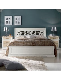 WHITE SHABBY CHIC DOUBLE BED WITH EMBOSSED HEADBOARD 171x216x112