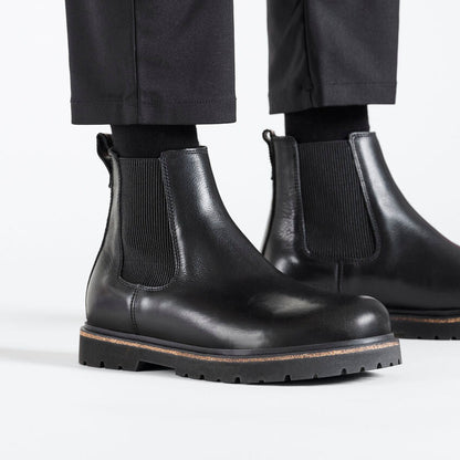 Highwood Slipper aus schwarzem Leder