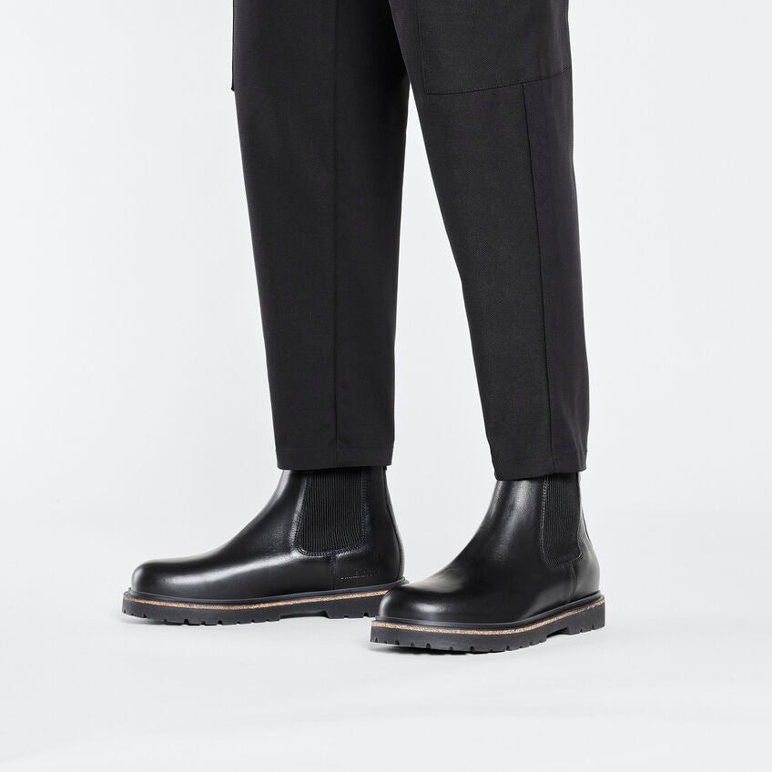 Highwood Slipper aus schwarzem Leder