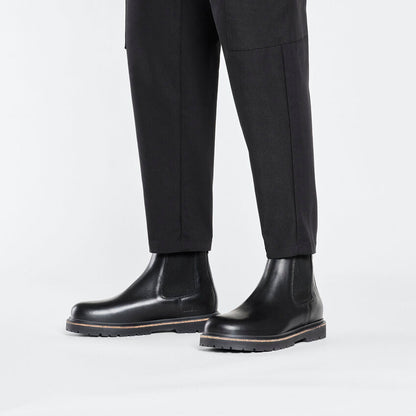 Highwood Slipper aus schwarzem Leder