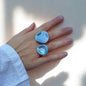 Perla | Anello in ceramica azzurra perlata fatto a mano