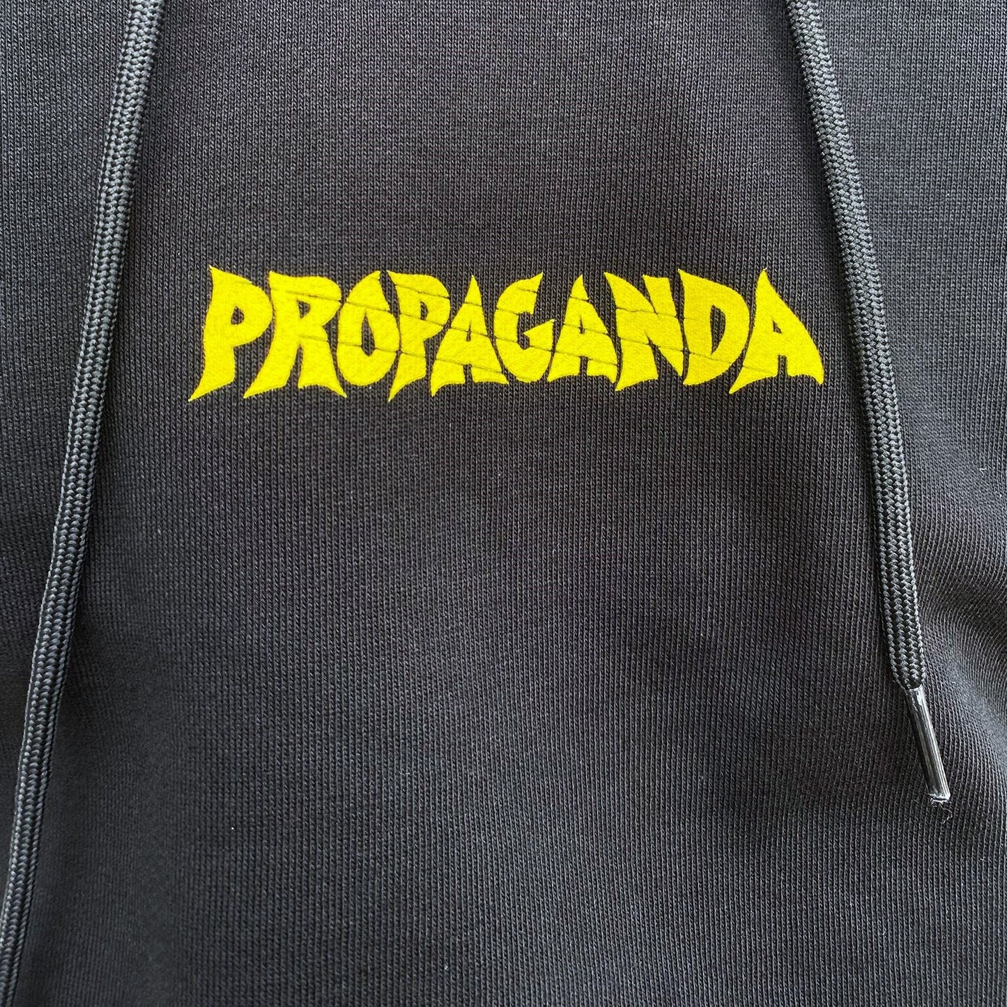 Felpa Propaganda Ribs Demoni 323-01 Nera con Cappuccio Streetwear