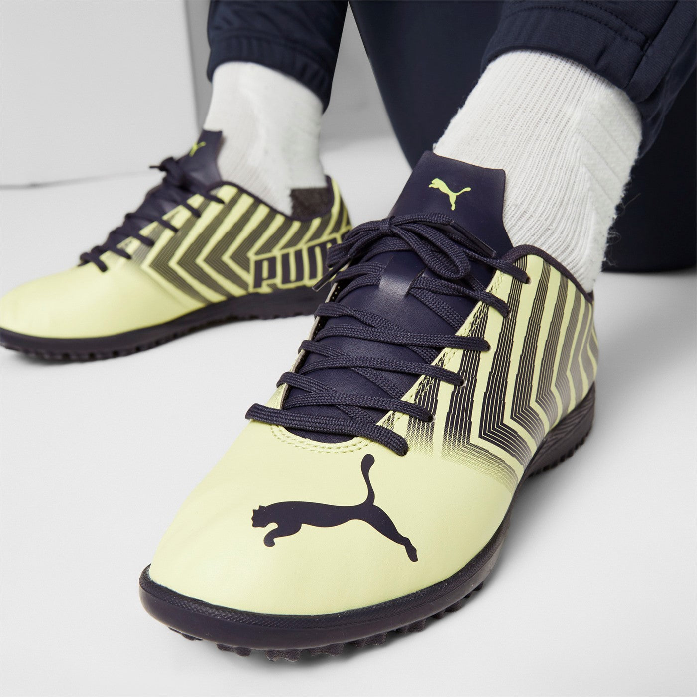 Puma scarpa da calcetto Tacto II TT 106702 05 fresh yellow-parisian night