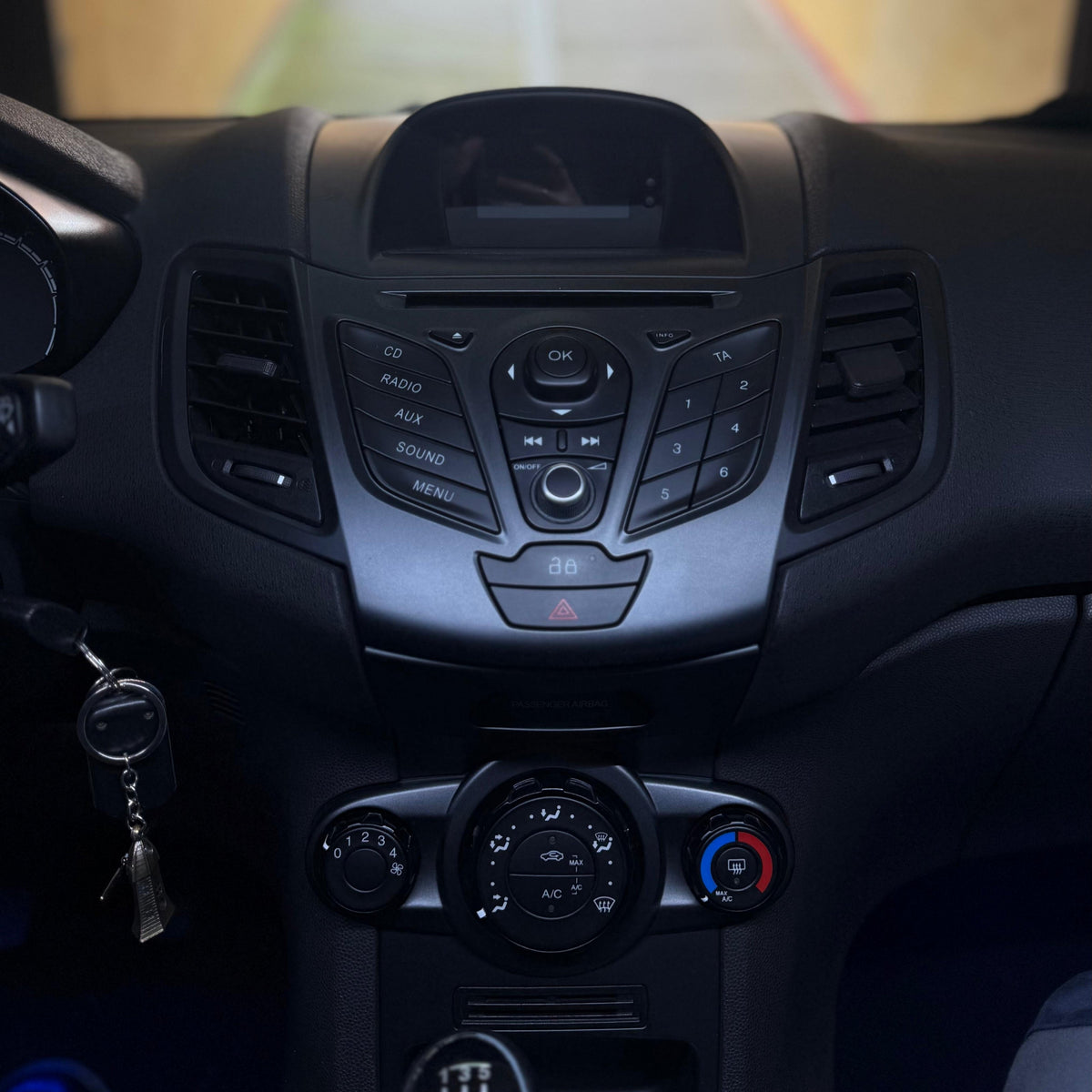 Autoradio per Ford Fiesta 12.3" (2009-2014) Android, Bluetooth, CarPlay, Android Auto, 4GB/8GB Ram