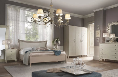GEFORMTES DOPPELBETT TAUBEHOLZ