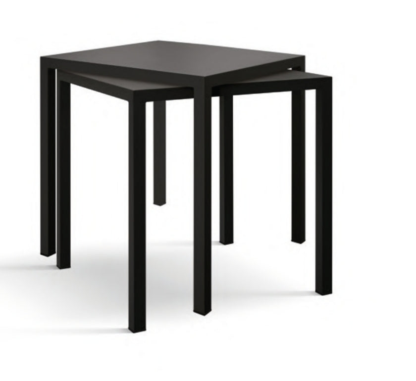 Selbstnivellierender Außentisch für Bar in Görz, Maße 60x60