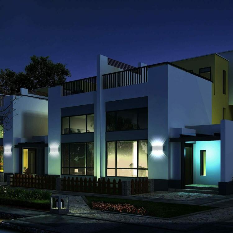 APPLIQUE A PARETE LED BIANCO 18W LUCE CALDA 3000K ESTERNO UP&DOWN IMPERMEABILE