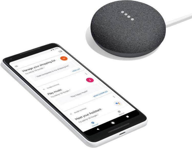 Google Home Nest Mini 2 Schwarz Smart Speaker Sprachassistent Virtuell Italienisch