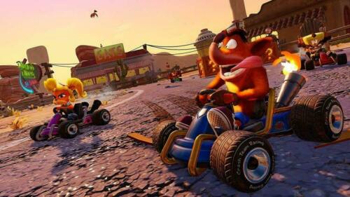 Crash Team Racing Nitro-Fueled Nintendo Switch Spiel Italienisch CTR Kart Neu
