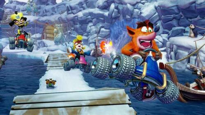 Crash Team Racing Nitro-Fueled Nintendo Switch Spiel Italienisch CTR Kart Neu