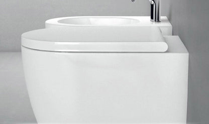 Sanitari Azzurra Comoda filo muro a terra wc + bidet e sedile soft-close in ceramica