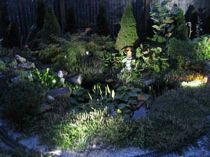 Lampada Luce Faro Solare Da Giardino Esterno A Forma Di Roccia 4 Led Segnapassi