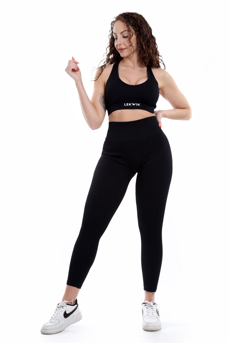 Top sportivo a costine nero modello CIRCE