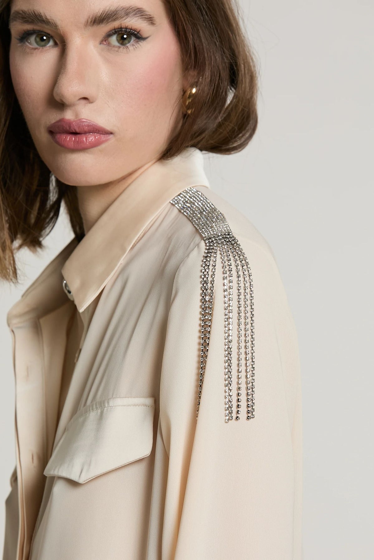 Relish Camicia SERIOUS manica lunga con tasche più patte raso più applicazioni strass SRA2603009012 avorio